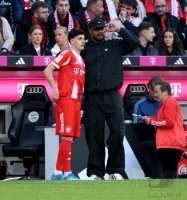 Fussball 1. Bundesliga  Saison  2025/2026  30. Spieltag FC Bayern Muenchen -  VfB Stuttgart