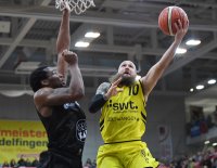 Barmer 2. Basketball Bundesliga  18/19: Tigers Tuebingen - VfL Kirchheim Knights