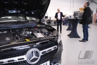 Oberbuergermeister Palmer hat die groesste Photovoltaikanlage Tuebingens offiziell in Betrieb genommen