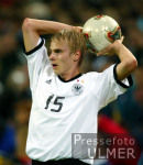 FUSSBALL Nationalmannschaft, Rau beim Einwurf