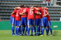 FUSSBALL, DFB Pokal 1. Hauptrunde:  Haching Verschwoerung, Kreis vor dem Spiel