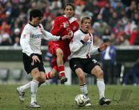 Fussball 1. Bundesliga: Bayern Muenchen - Eintracht Frankfurt, Zweikampf