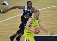 Barmer 2. Basketball Bundesliga  18/19: Tigers Tuebingen - Artland Dragons
