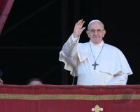Rom; Papst Franziskus I. spricht den Urbi Et Orbi Segen
