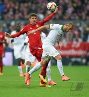 Fussball 1. Bundesliga Saison 15/16: FC Bayern Muenchen -  SV Werder Bemen