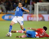FUSSBALL WM 2010, VORRUNDE: Italien - Paraguay