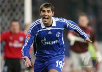 Fussball 1. Bundesliga: Schalke, ALTINTOP