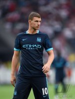 Fussball Edin Dzeko (Manchester City)