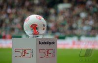 Fussball 1. Bundesliga Saison 12/13: Adidas Torfabrikball