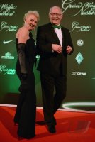 Fussball, 1. Bundesliga Saison 2012/2013: Klaus-Dieter Fischer mit Ehefrau Anne