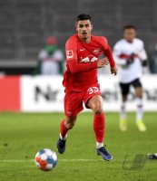 Fussball 1. Bundesliga Saison 21/22: VfB Stuttgart - RB Leipzig