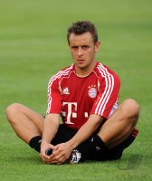 Fussball 1. Bundesliga Saison   2011/2012 :  Rafinha (FC Bayern Muenchen)