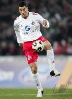 Fussball 1. Bundesliga: Koeln, MOKHTARI Einzelaktion am Ball