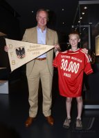 Fussball 1. Bundesliga: Die Erlebniswelt des FC Bayern Muenchen in der Allianz Arena