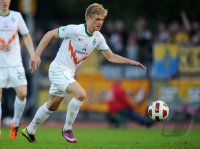 Fussball: 3. Liga,  Saison 2010/2011: SV Werder Bremen II, TRINKS am Ball