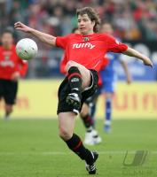 Fussball 1. Bundesliga: Hannover, TARNAT Einzelaktion