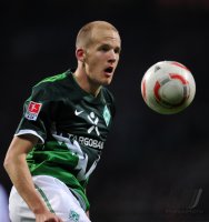 Fussball: 1. Bundesliga Saison 2010/2011: Bremen, WESLEY am Ball