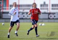 Fussball 1. Bundesliga : Martin Demichelis mit Darcy Norman (FCB)