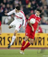 Fussball 1. Bundesliga: Stuttgart - Bayern, Zweikampf