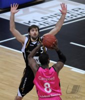 1. Basketball Bundesliga  01/11  Walter Tigers Tuebingen  - Telekom Baskets Bonn