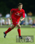 FUSSBALL  Andreas Zeyer (SC) am Ball