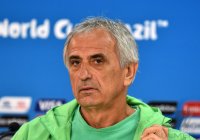 FUSSBALL WM 2014  Achtelfinale PK; Trainer Algerien Vahid Halilhodzic (Bosnien-Herzegowina)