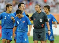 FUSSBALL  Olympia 2008   Vorrunde  Maenner   Niederlande - Japan