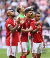 Fussball 1. Bundesliga Saison 16/17: FC Bayern Muenchen - 1. FC Koeln