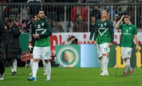 Fussball DFB Pokal 10/11 : Hugo Almeida, Sandro Wagner, Aaron Hunt (v. li., SV Werder Bremen)