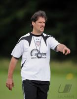 Fussball Regionalliga Sued SSV Reutlingen Trainer Seitz