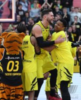Basketball 2. Bundesliga  19/20: Tigers Tuebingen - Eisbaeren Bremerhaven