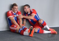 Fussball 1. Bundesliga 2014/2015: Xherdan Shaqiri (FC Bayern Muenchen) und Franck Ribery (FC Bayern Muenchen)