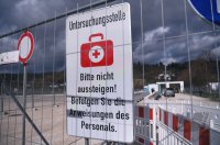 Corona Teststelle Tuebingen: Corona-Drive-In auf dem Tuebinger Festplatz