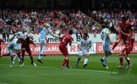 Fussball 2. Bundesliga:  1 FC Kaiserslautern - TSV 1860 Muenchen