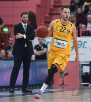 Basketball 1. Bundesliga 14/15 Hauptrunde: Walter Tigers Tuebingen - Alba Berlin