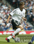 FUSSBALL Schottland -Deutschland  Frings (GER)  am Ball