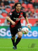 Fussball: 1. Bundesliga Saison 2010/2011: Leverkusen, Castro Einzelaktion
