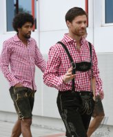 Fussball 1. Bundesliga 14/15: Xabi Alonso (FC Bayern Muenchen)