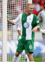 Fussball 1. Bundesliga: Wolfsburg, VAN DER LEEGTE