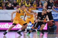 Basketball 1. Bundesliga 14/15 Hauptrunde:  Walter Tigers Tuebingen - ratiopharm Ulm