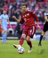 Fussball 1. Bundesliga Saison 21/22: FC Bayern Muenchen -  SC Freiburg