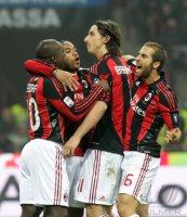 FUSSBALL SERIE A:  (v. li.) JUBEL AC Mailand, Clarence Seedorf, Robinho, Zlatan Ibrahimovic, Flamini Mathieu