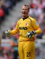 Fussball 1. Bundesliga  Saison  2012/2013: Torwart Alexander Manninger (FC Augsburg)