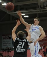 Basketball 1. Bundesliga 2011/2012:  Walter Tigers Tuebingen - Fraport Skyliners Frankfurt