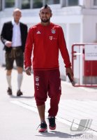 Fussball 1. Bundesliga 15/16: Arturo Vidal (FC Bayern Muenchen)