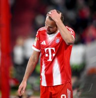 Fussball 1. Bundesliga  Saison  2025/2026  16. Spieltag FC Bayern Muenchen -  VfL Wolfsburg