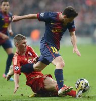 FUSSBALL INTERNATIONAL CHL HALBFINALE 12/13: FC Bayern Muenchen - FC Barcelona