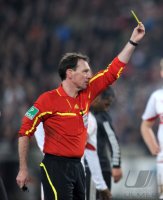 Fussball DFB Pokal 10/11 : Schiedsrichter Florian Meyer