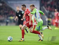 Fussball 1. Bundesliga Saison 17/18: FC Bayern Muenchen - VfL Wolfsburg