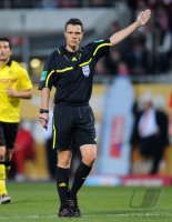 1. Fussball Bundesliga: SCHIRI Michael Weber